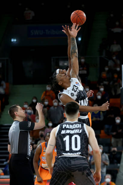 格外抢眼 格外抢眼