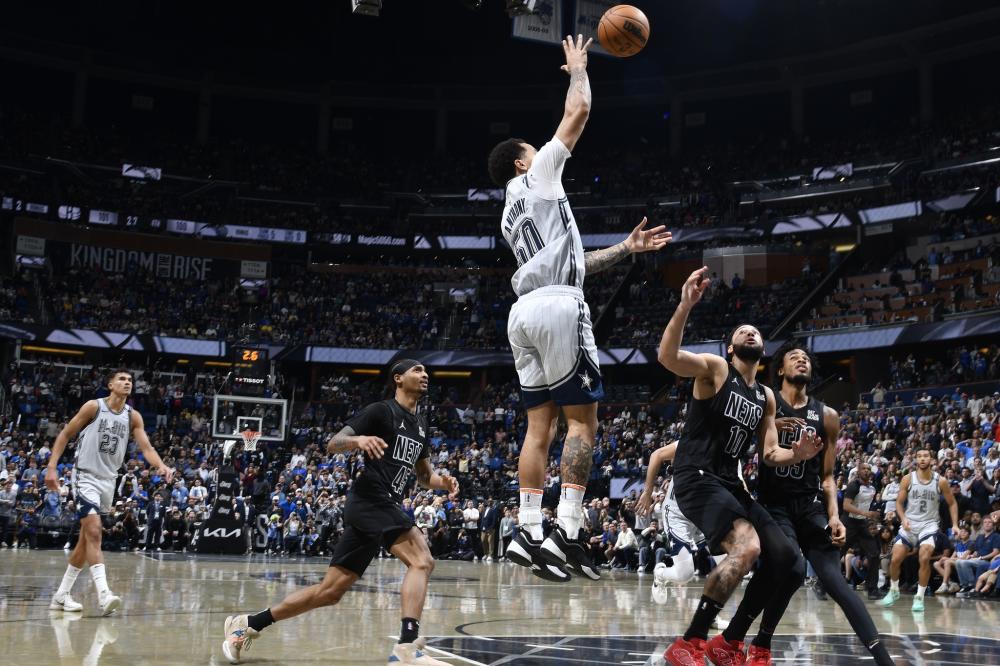 阵容深度不 阵容深度不