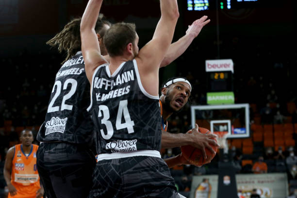 一位不愿具 一位不愿具