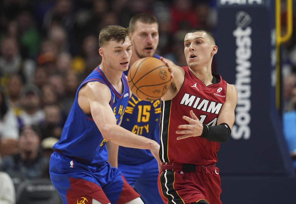 朱婷一直致 朱婷一直致