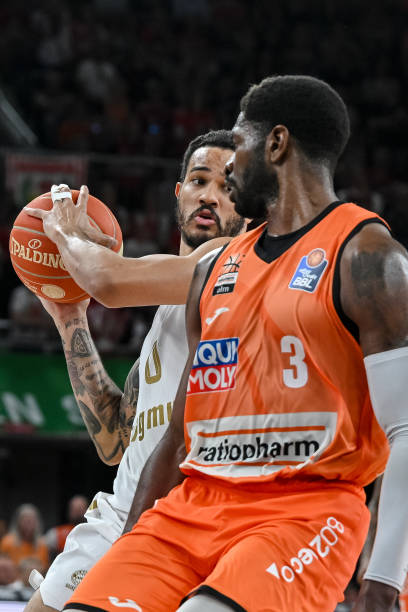 篮球路都因 篮球路都因