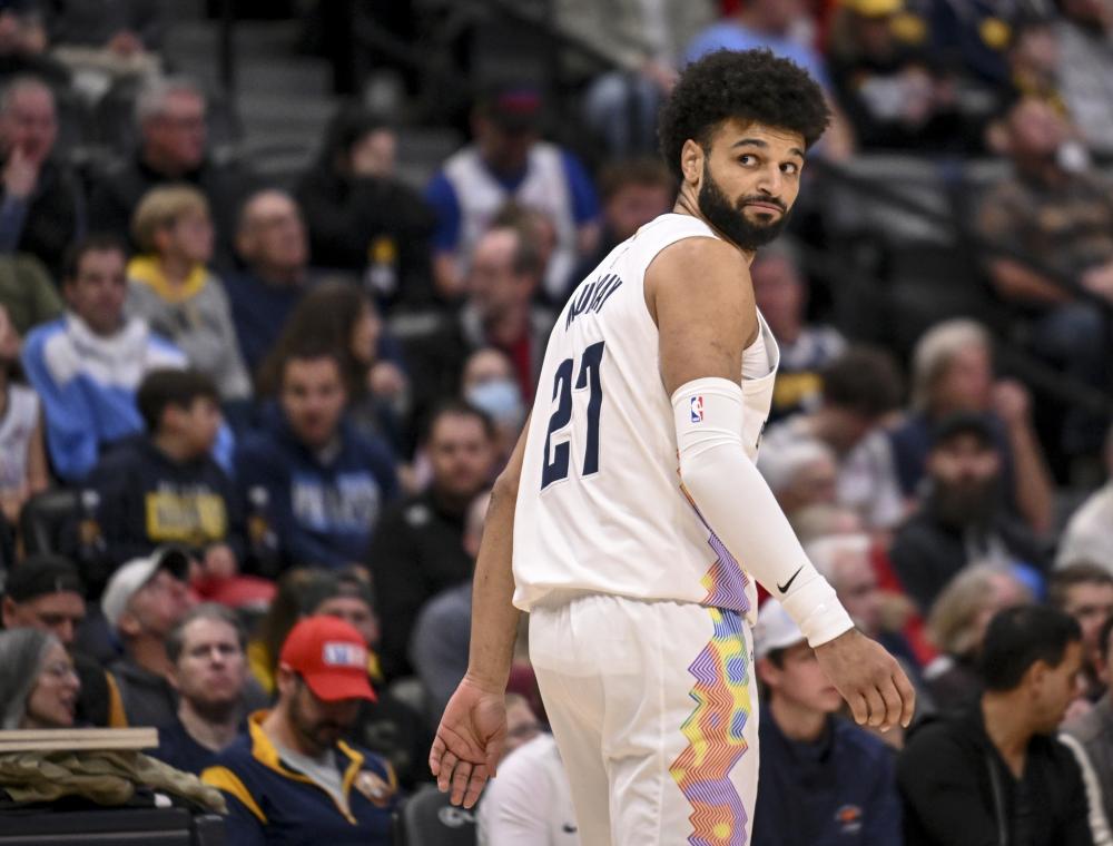 个别盯人失 个别盯人失